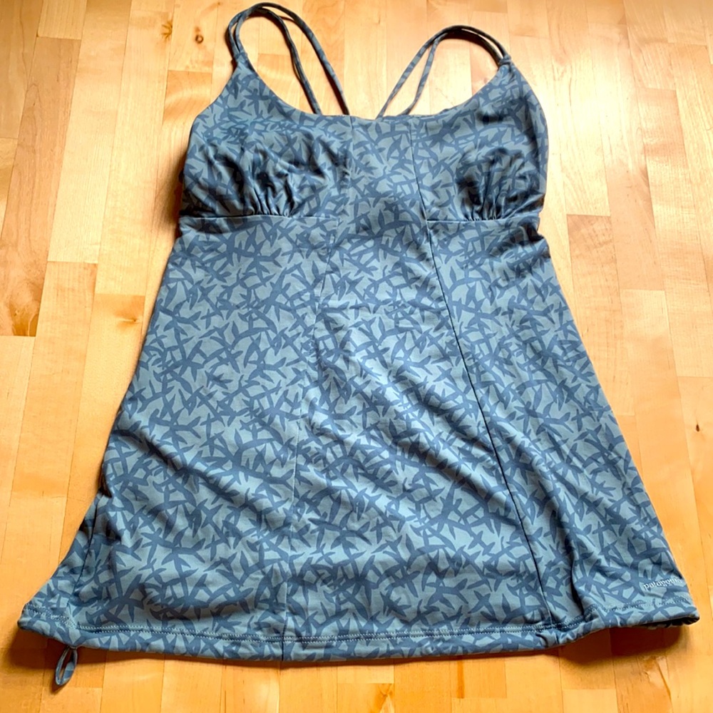 Patagonia Blue Patterned Convertible Sports Bra Tank